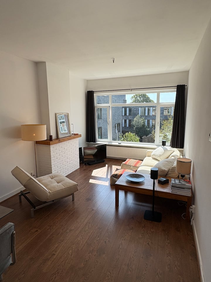 Modern Apartment Near The Beach & Shopping Street. - The Hague