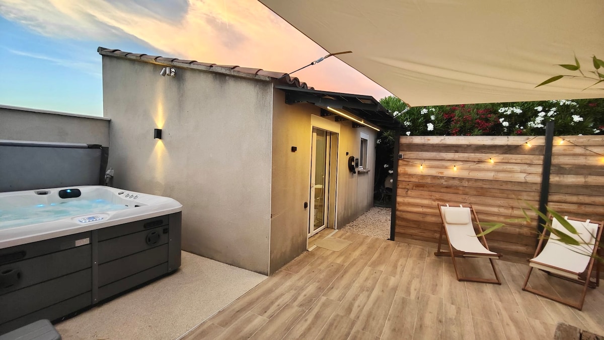 Studio Reflet du soleil - private garden and outdoor terrace, Le Thor