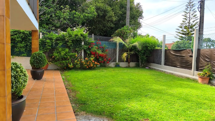 Casa De Vacaciones En Bueu. Ideal Para Familias - Bueu