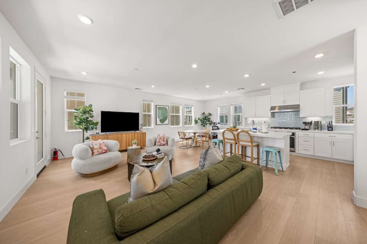 @ Marbella Lane - Designer Dream Oasis Family Home - Dana Point, CA