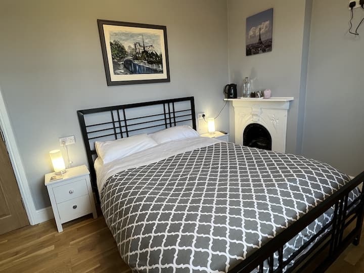 Art Deco Room At Swan Lodge Bed & Breakfast - Swanage