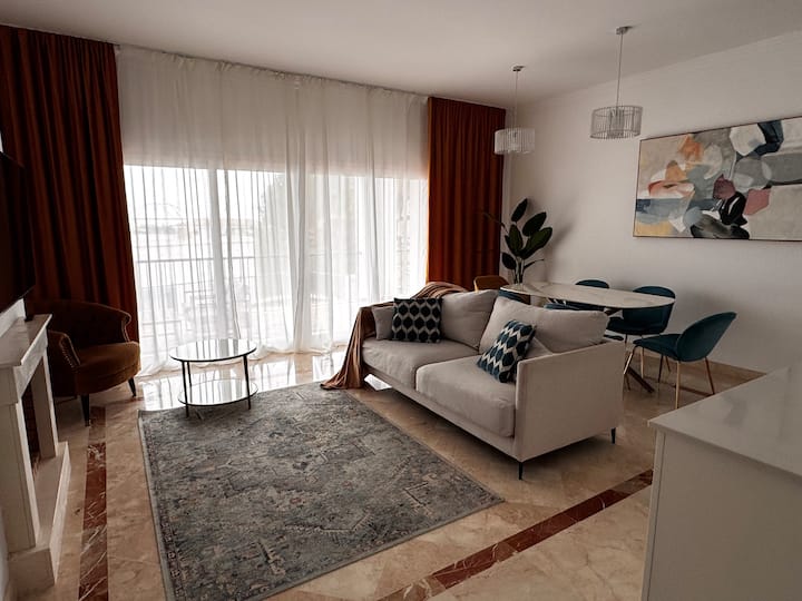 Bright Modern Seaview Apartment - Benahavís