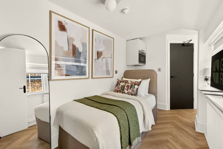 Guestready - Cosy Single Ensuite Near King's Cross - Bloomsbury