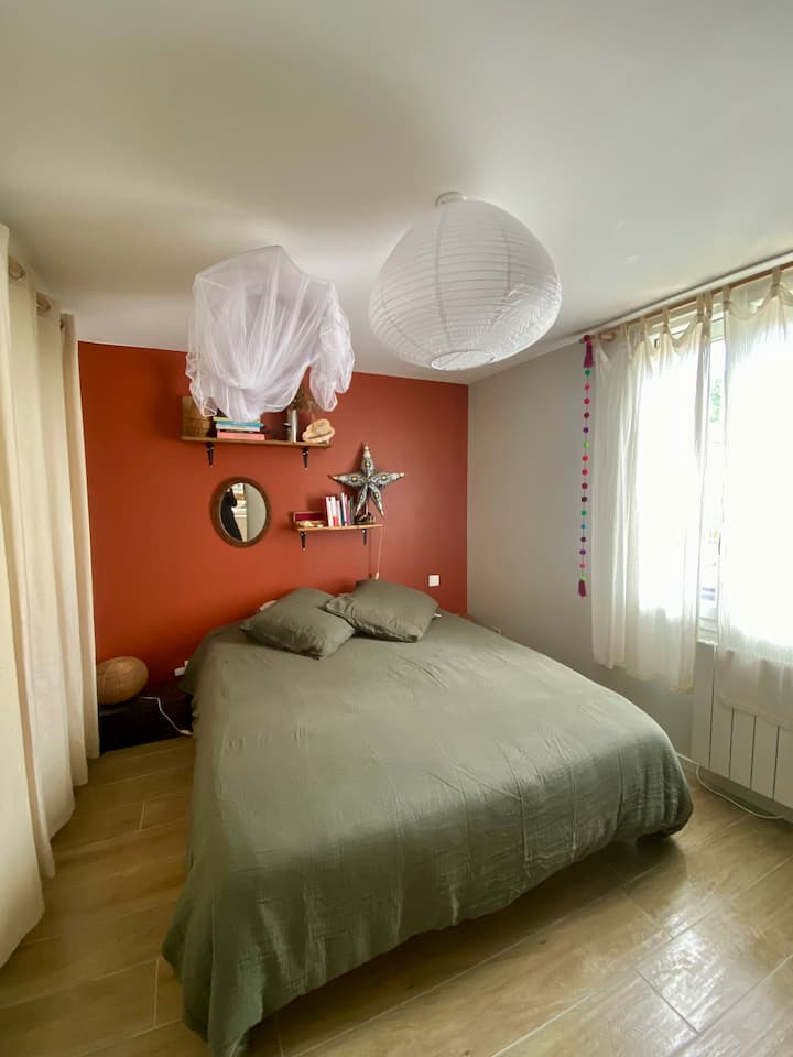 Maisonnette Cosy Et Calme, Proche Du Centre-ville. - 拉洛歇爾