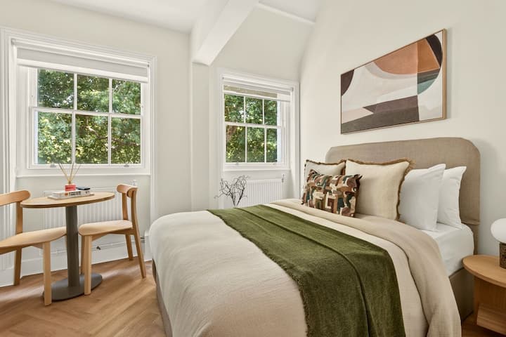 Charming Double Studio Retreat - Marylebone