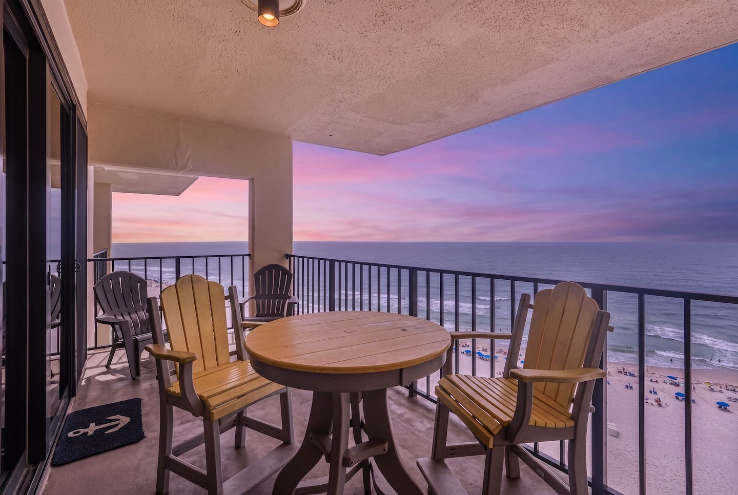 Gulf Hideaway interior