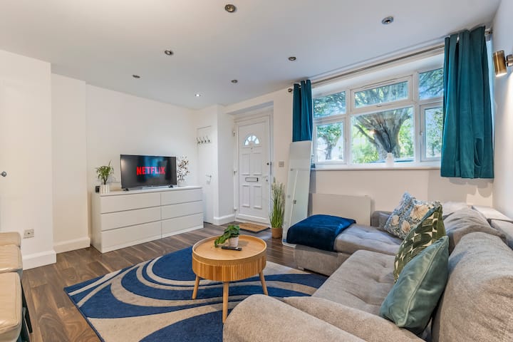 Central Urban Retreat In Kings Cross-2br W/parking - London