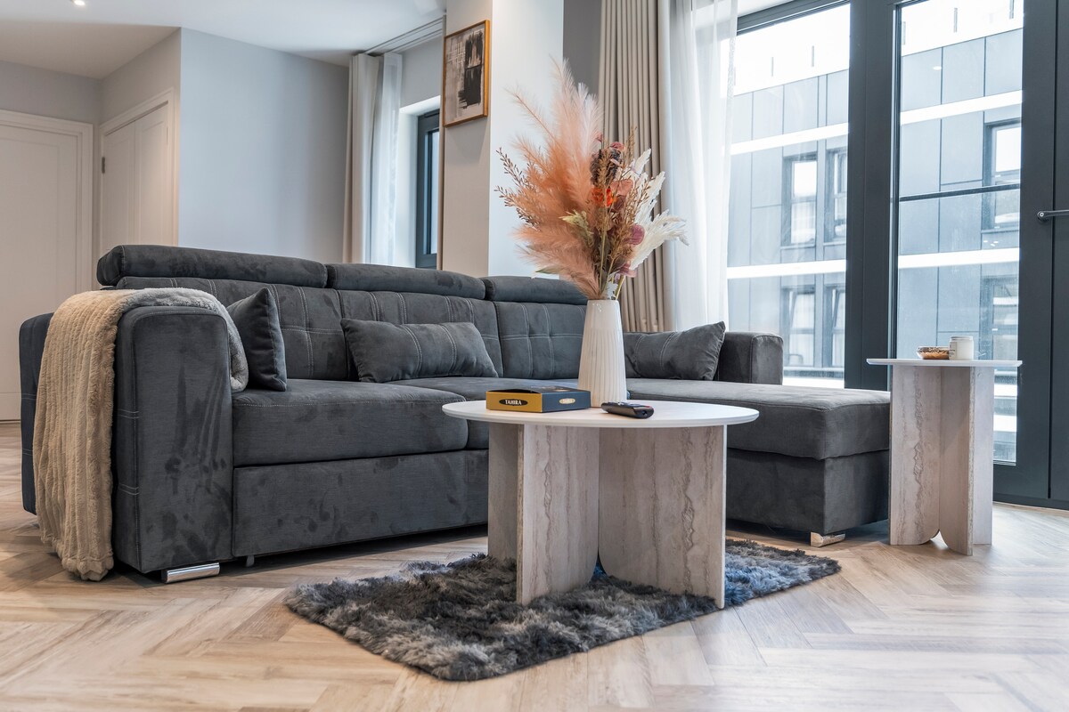 33 Pennel House