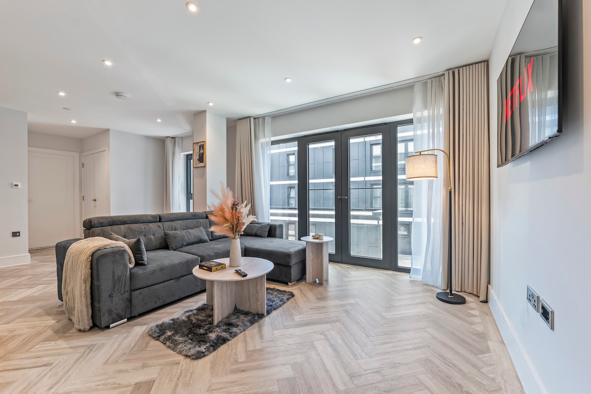 33 Pennel House