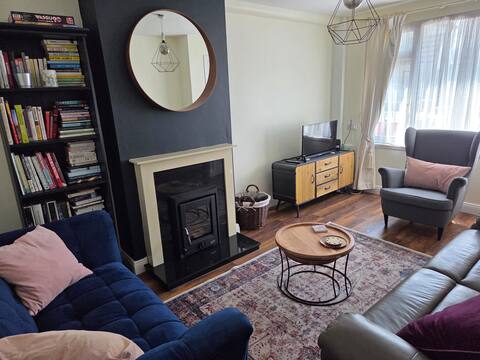 Successful Airbnb property: 1 Double Bedroom Cosy House with Cot in Kimmage Rathmines