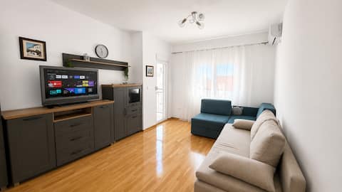 Top performing Airbnb: Fast Wi-Fi&Workspace• Free Parking • Self Check-in in Dubovica