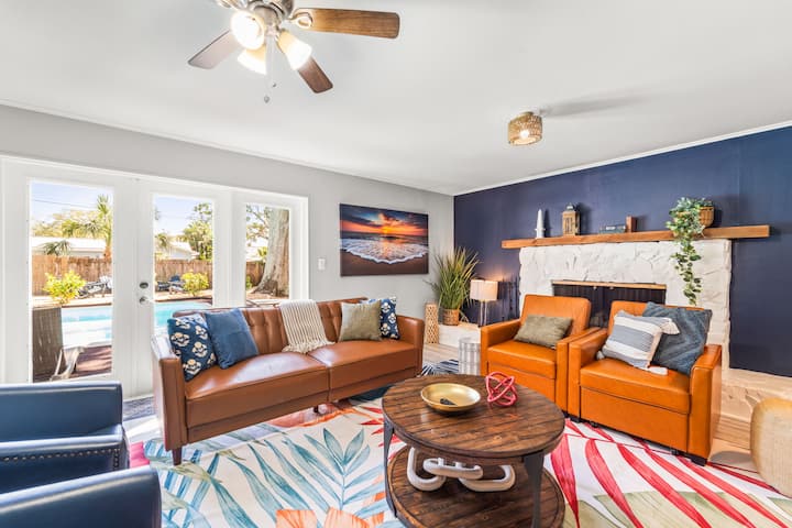 Game Room, Pool & Fire Pit Near Madeira Beach - Indian Rocks Beach, FL