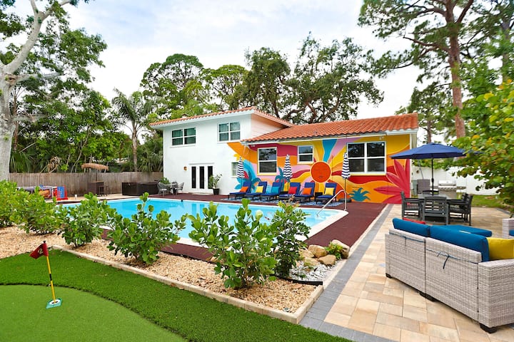 Game Room, Pool & Fire Pit Near Madeira Beach - Redington Beach, FL