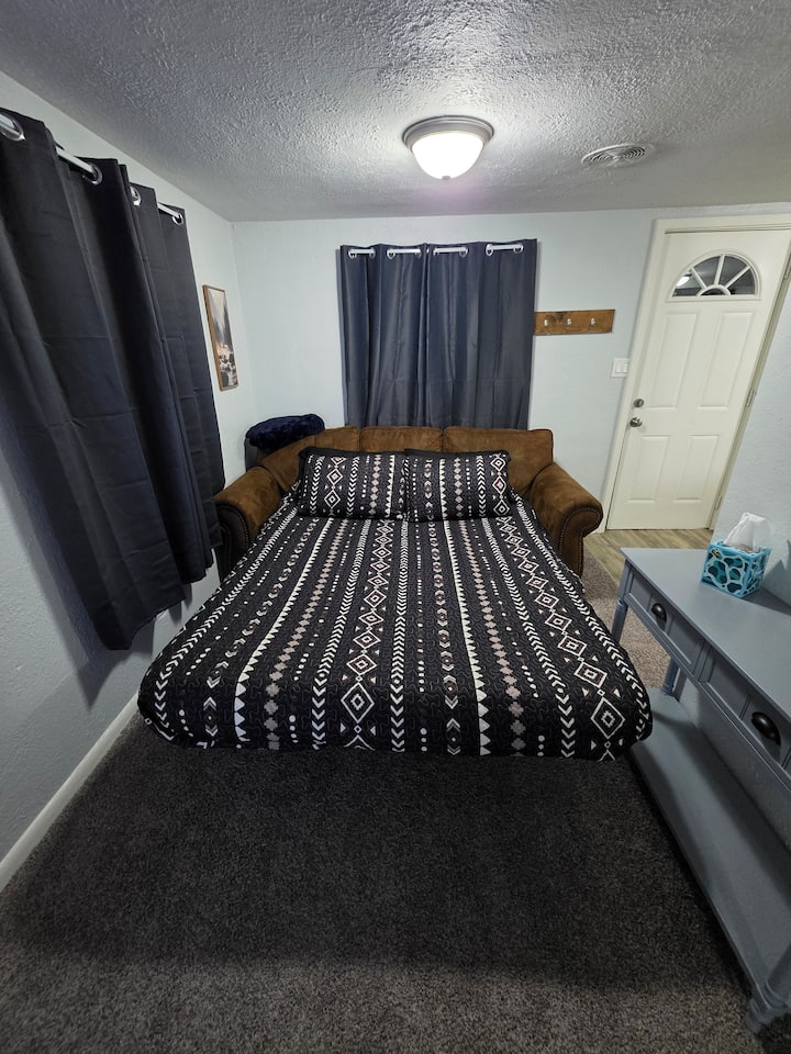 Cozy Boho Vibe House | 7 Mi To World Cup Stadium! - Independence, MO