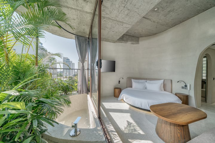 Deluxe Double Room - Da Nang