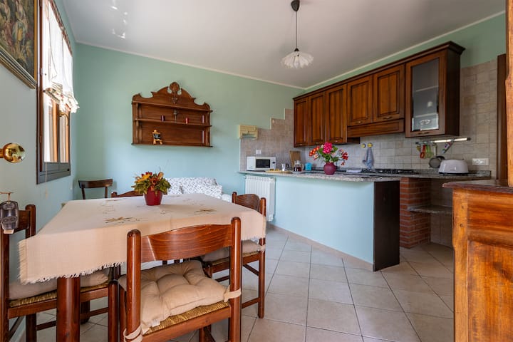 Appartamento Con Piscina - Imperia