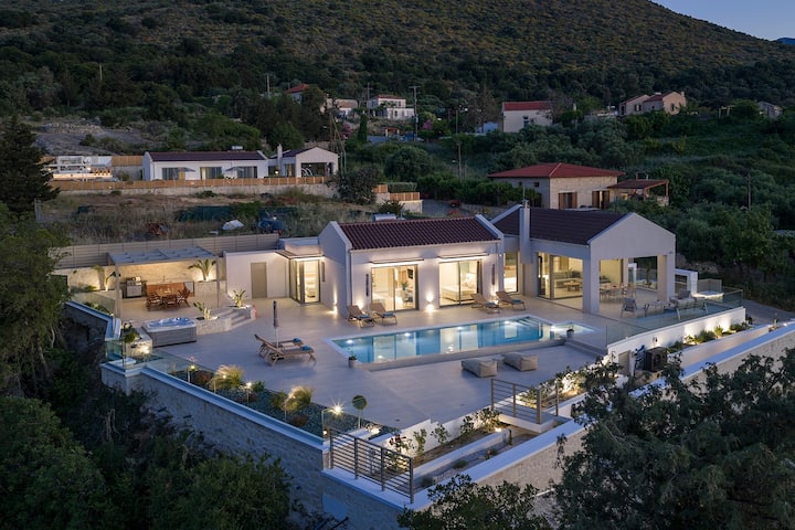Oramia Infinity Villa With Heated Pool In Chania - Grécia