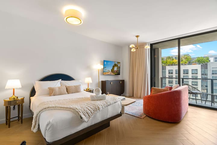 Boutique Studio | Pool | Wynwood Walls 5-min Walk - Miami, FL