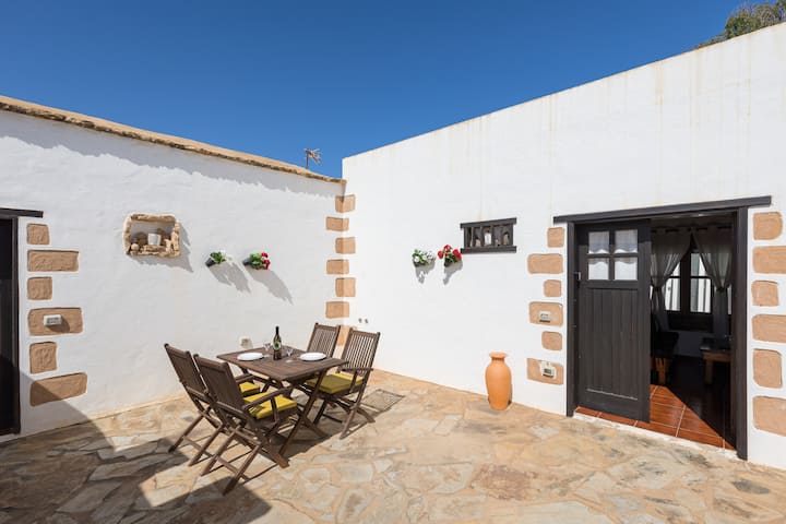 Home2book La Molina B, Cozy Country House - Fuerteventura