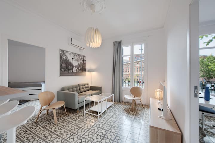 Bright 3br Flat In Eixample, Barcelona - Barcelona