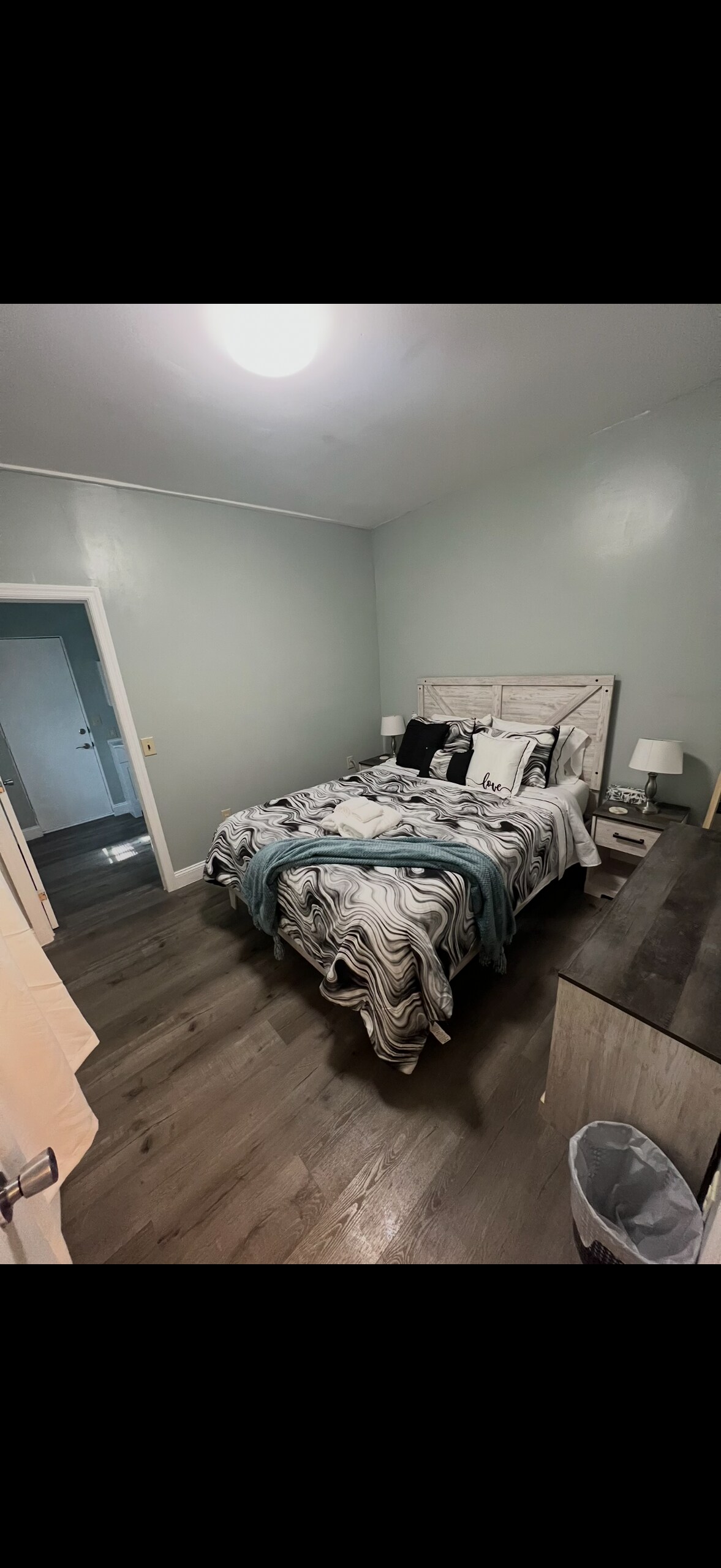 Calm 1 Bed