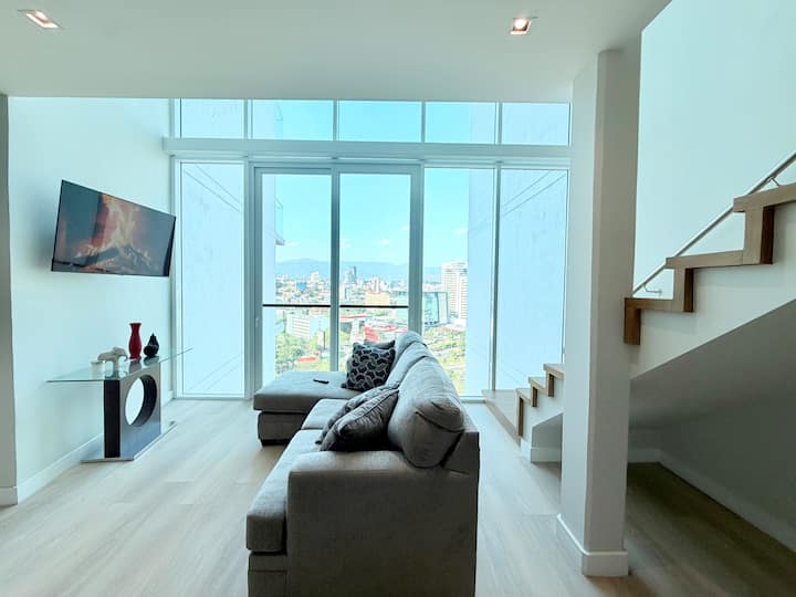 Luxury City View Loft In Loma Linda - テグシガルパ