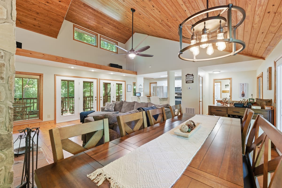 Lake Place