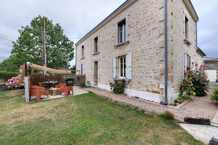 Gîte La Meilleraie Jardin Terrasse - Mervent