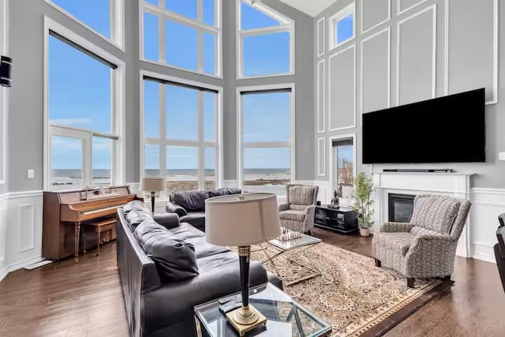 Luxury Georgian Bay Retreat Sleeps 16+ Near Blue M - Collingwood