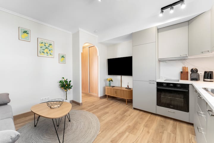 Sunlit Coastal Retreat | Pool & Walk To Beach - Guardamar del Segura