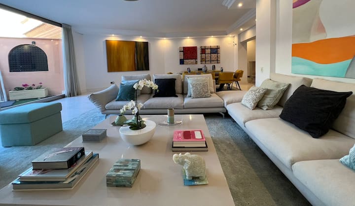 Luxury 4bd Beach Apartment - Puerto Banús