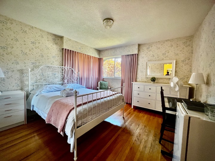 Cozy And Quiet Independent 1b1b - Bowen Island