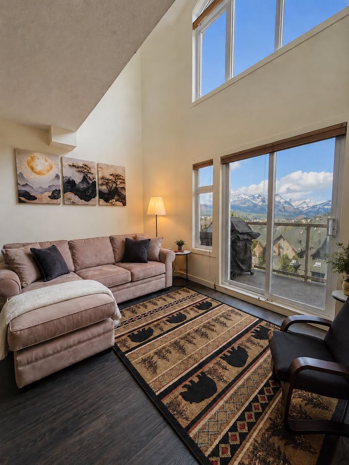 W406- New! Loft Style Apt With Amazing Mtn View - Canmore