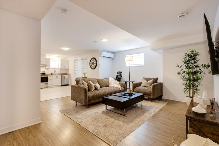 Modern 1br Apartment | Fast Wifi | Mirabel - Montreal