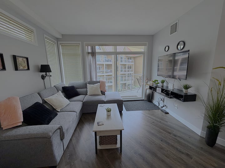 Discovery Bay Resort | Pool | Downtown | 2bed 2 Ba - 基洛納