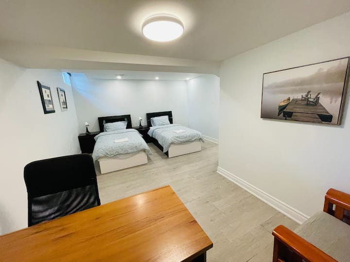 Private One-bedroom Basement Suite Markham - Markham