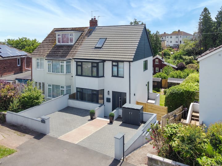 Ninety By The Bay - Newton Abbot