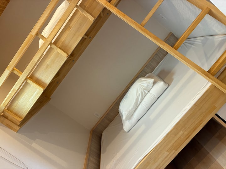 【New Open】hotel Kozafornia｜503｜3名個室・専用風呂トイレ｜カップルに - Okinawa