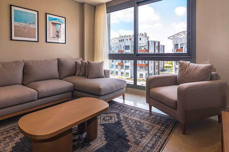 The Luxe Home, 3BR Marriot residence.