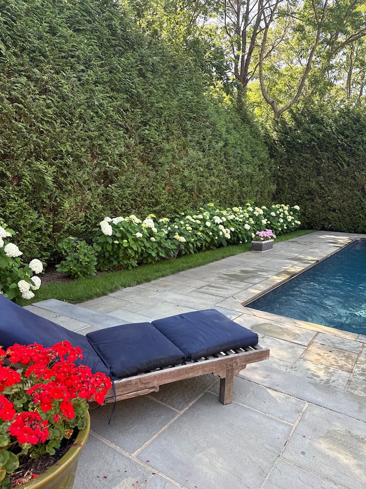 Modern & Spacious Home- 5 Min To Eh Or Sag Village - East Hampton, NY