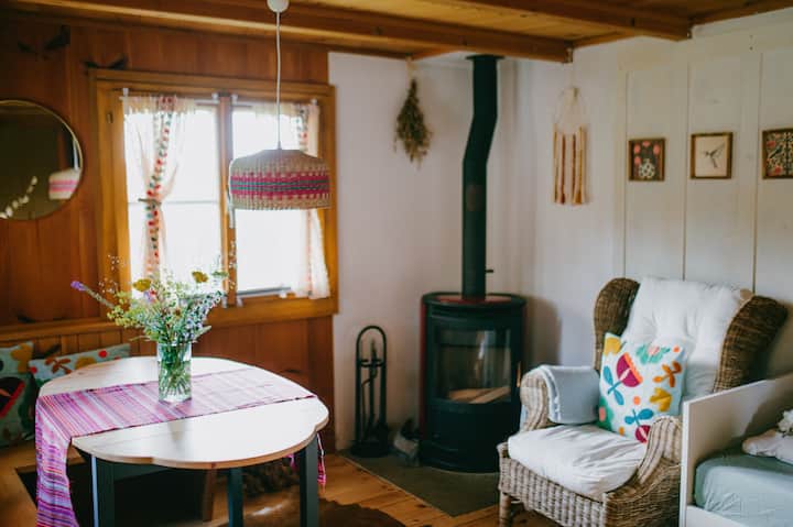 Kleines Natur-chalet Zwischen Wald, Himmel &Stille - Suiza