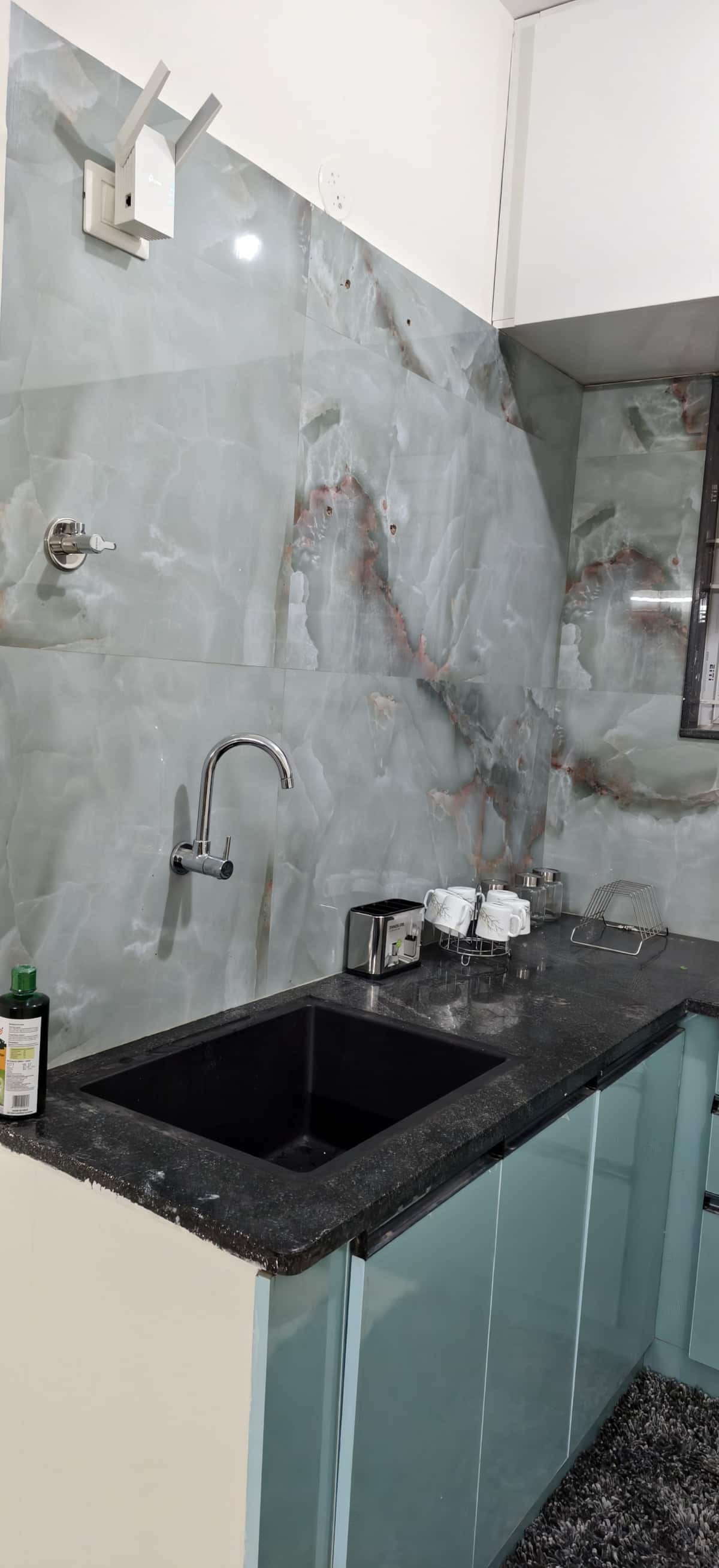 Full kitchen image 2