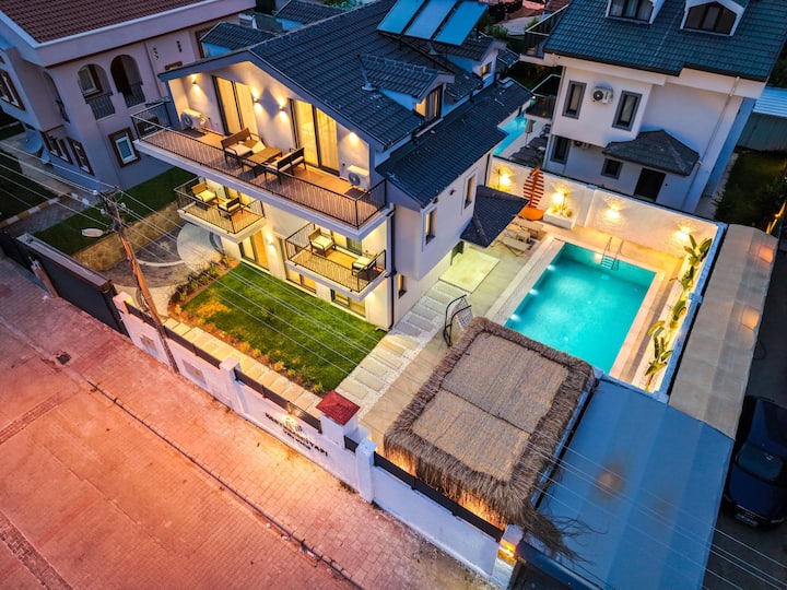 Central Fethiye | Luxury Villa For 8 Guests - Fethiye