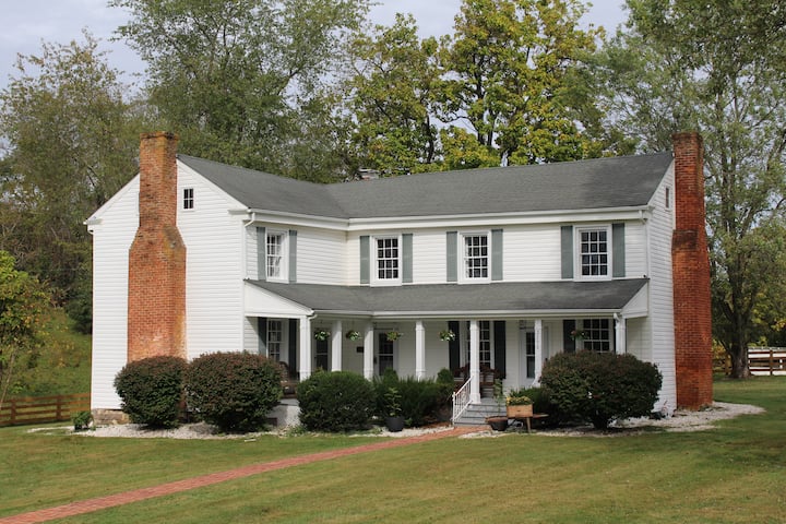 Historical 1799 Farmhouse - Blacksburg
