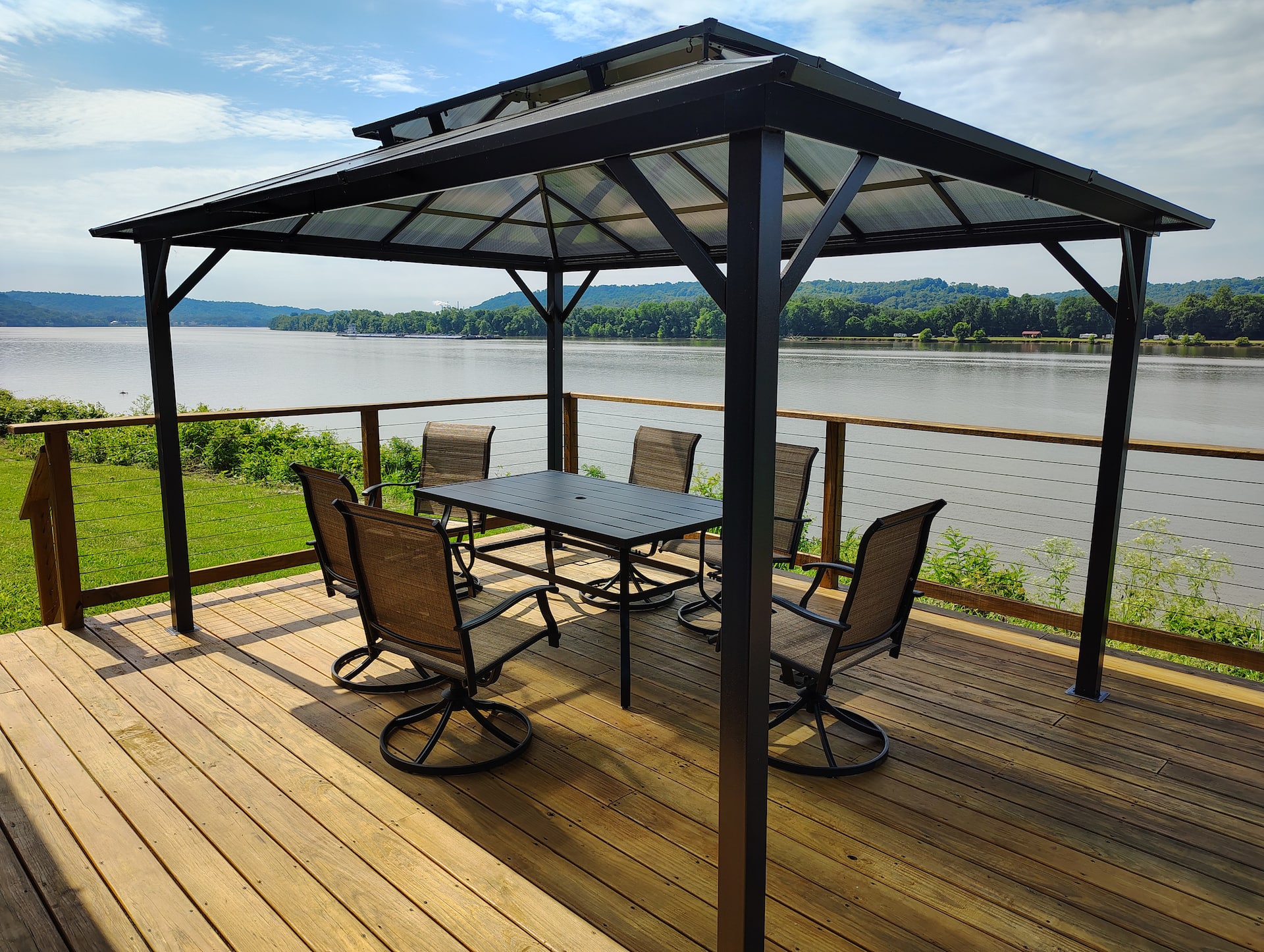 Ohio River House