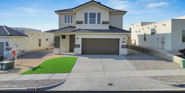19*guests*park View*playground*picnic Tables*shade - El Paso, TX
