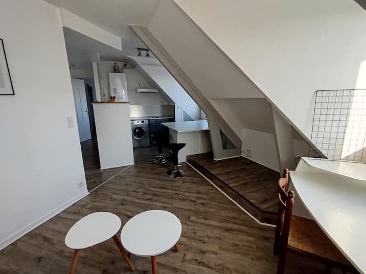 Profitez D'un Appartement En Plein Centre-ville - Groix