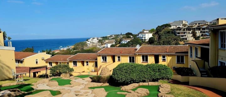 54 Chakas Rock Chalet Self Catering - Dolphin Coast
