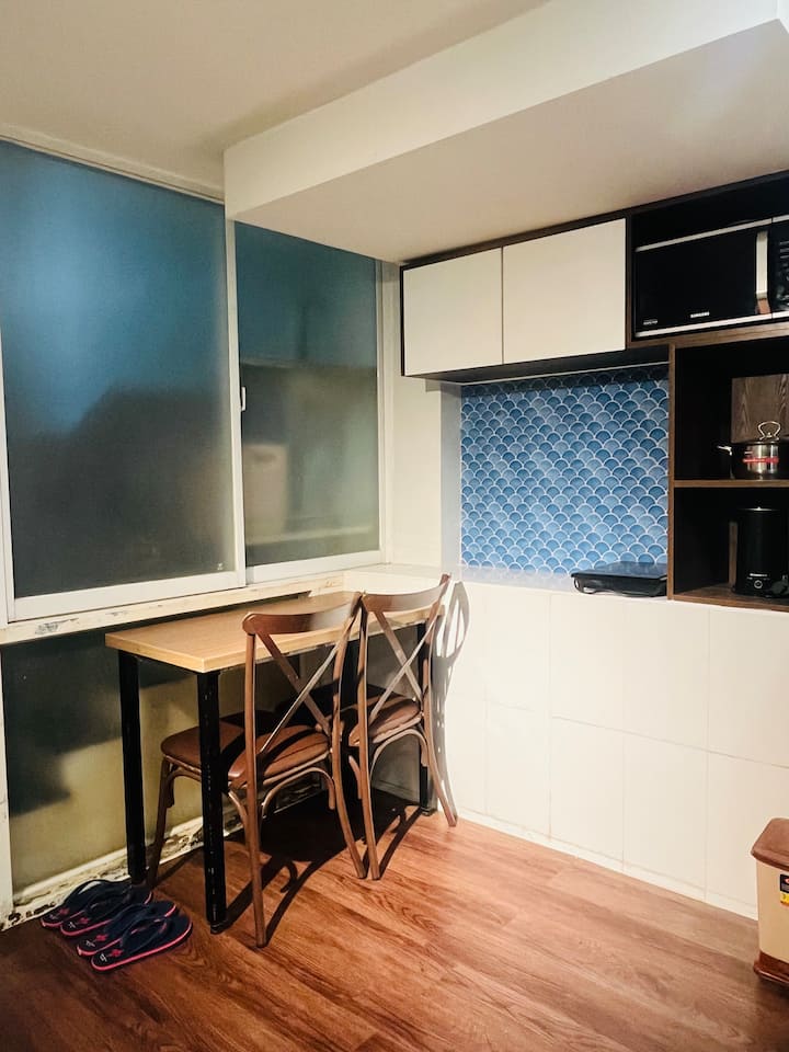 Cosy Studio In District 1, Private & Outside Bath - Vietnam
