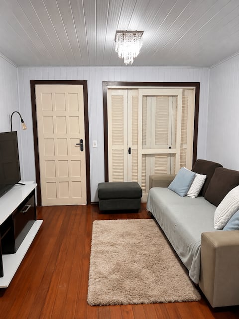 Top Airbnb: Comfort and Convenience, Welcome to our home! in Não Me Toque